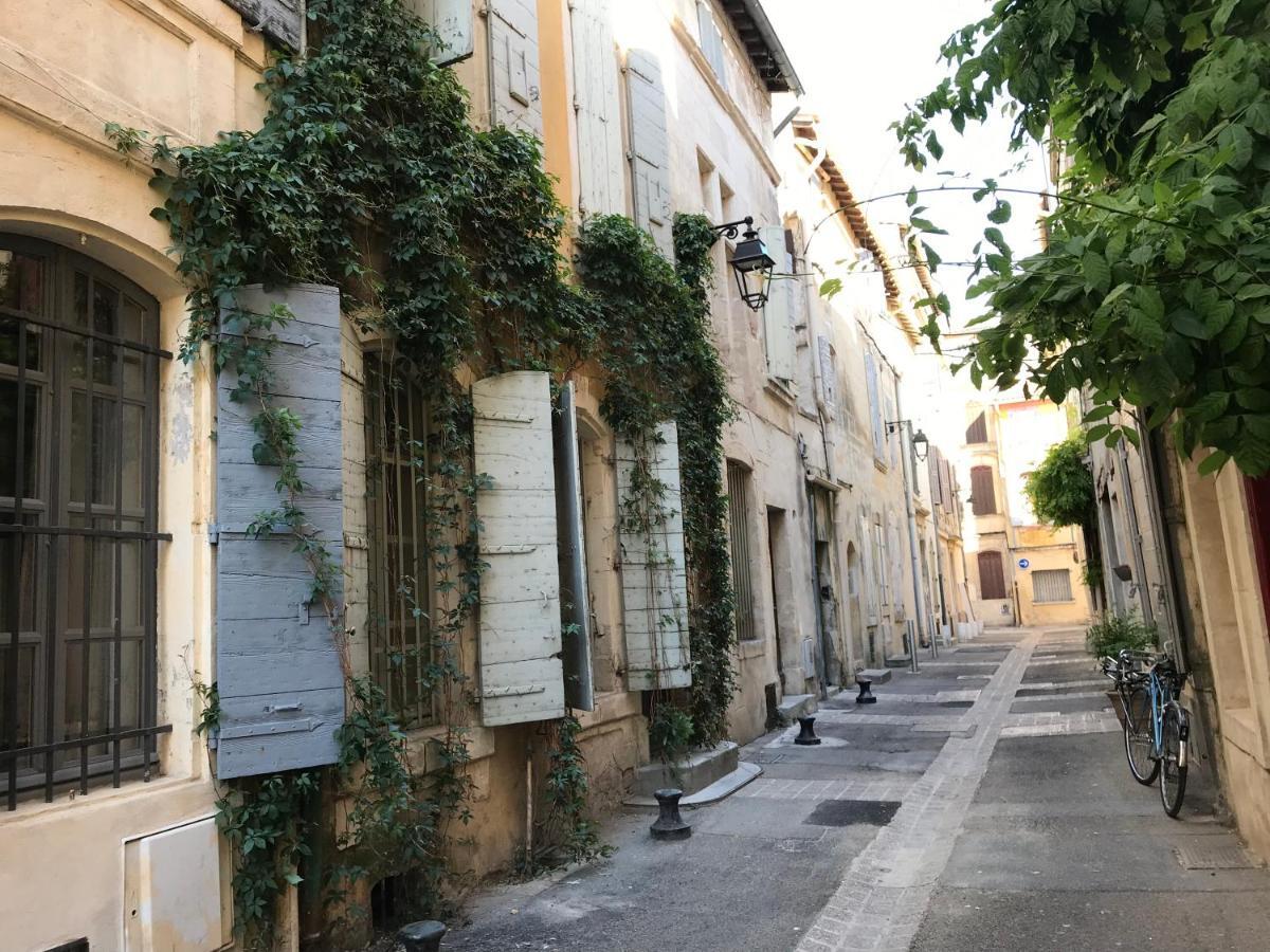 Studio de Charme à la Roquette Arles Extérieur photo